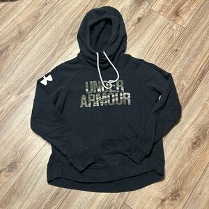 Women’s Under Armour sweatshirt